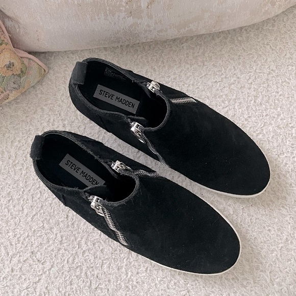Steve Madden Black Suede Wedge Wedgie Sneakers 8.5 nwot - Picture 5 of 6